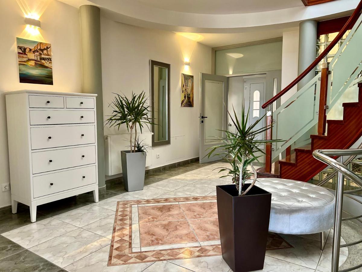 Villa Romana II Omiš Екстериор снимка